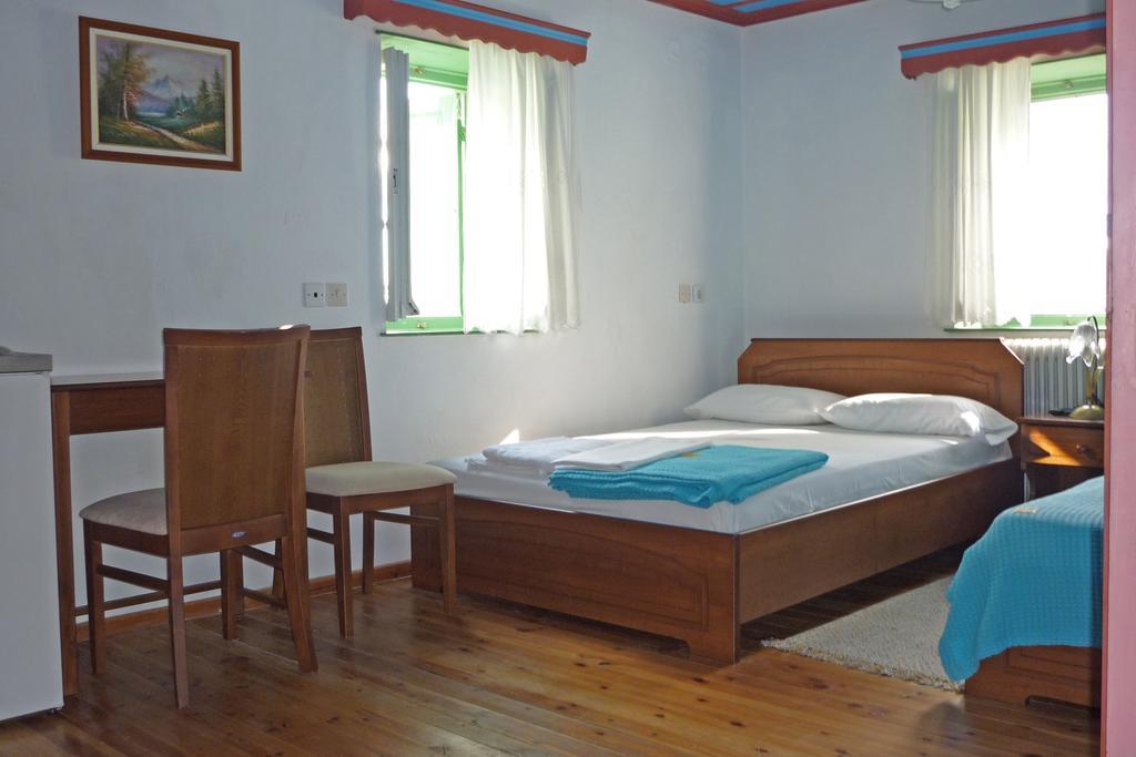Guesthouse Iro Papingo Exterior foto